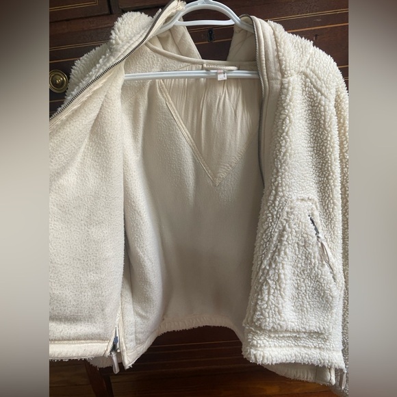 FP Movement by Free People Oversized Cream Teddy Zip Jacket - Picture 5 of 14